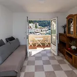 Apartment Beautiful In With Wifi Duboka