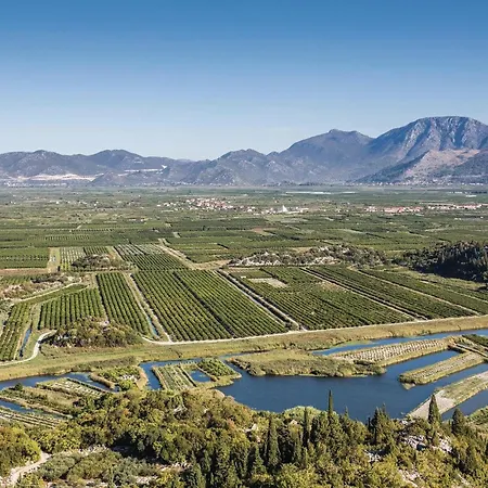 Awesome In With House Sea View Апартаменты