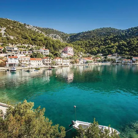 Awesome In With House Sea View