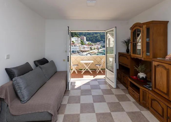 아파트 Awesome In With House Sea View Duboka